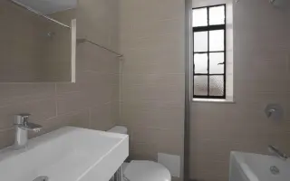 Propiedad en alquiler con 3 habitaciones y 2 baños en Nueva York