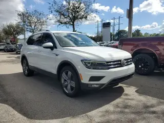 Volkswagen Tiguan 2018 2.0T SEL Premium 4dr SUV