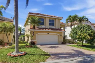 Propiedad en alquiler con 3 habitaciones y 2.5 baños en Coral Springs