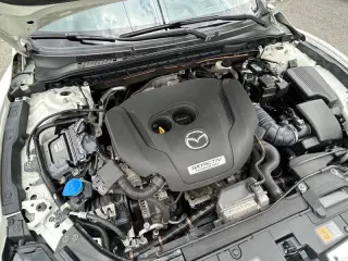 2018 Mazda MAZDA6 Signature