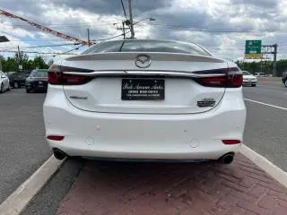 2018 Mazda MAZDA6 Signature