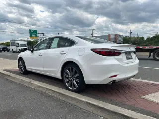 2018 Mazda MAZDA6 Signature