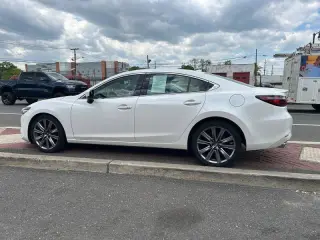 2018 Mazda MAZDA6 Signature