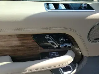Land Rover Range Rover 2018 AWD Supercharged 4dr SUV