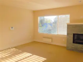 Propiedad en alquiler con 1 dormitorio y 1.5 baños en Bellevue
