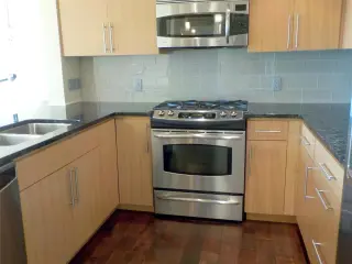 Propiedad en alquiler con 1 dormitorio y 1.5 baños en Bellevue