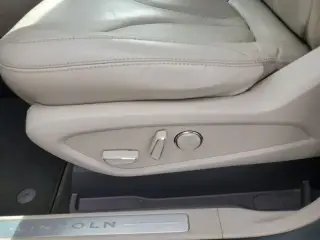 Lincoln MKC 2018 Select 4dr SUV