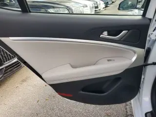 Genesis G70 2023 2.0T 4dr Sedan