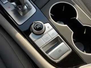 Genesis G70 2023 2.0T 4dr Sedan