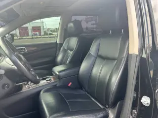 2017 Nissan Pathfinder Platinum
