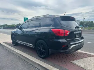 2017 Nissan Pathfinder Platinum