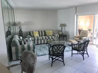 Propiedad en alquiler con 2 dormitorios y 2 baños en Highland Beach