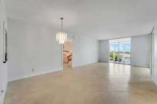 Propiedad en alquiler con 2 habitaciones y 2 baños en Boca Ratón