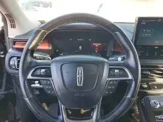 Lincoln Nautilus 2023 Reserve 4dr SUV