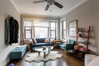 Propiedad en alquiler con 4 habitaciones y 2 baños en Chicago