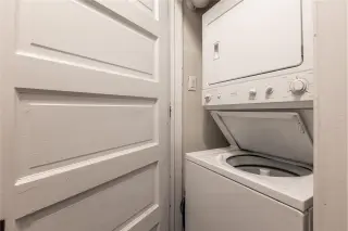 Propiedad en alquiler con 4 habitaciones y 2 baños en Chicago