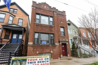 Propiedad en alquiler con 4 habitaciones y 2 baños en Chicago