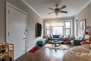 Propiedad en alquiler con 4 habitaciones y 2 baños en Chicago