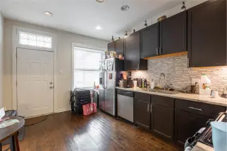 Propiedad en alquiler con 4 habitaciones y 2 baños en Chicago