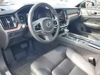 Volvo S60 2021 AWD T5 Momentum 4dr Sedan