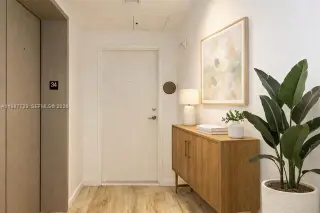 Propiedad en alquiler con 2 habitaciones y 2 baños en Miami