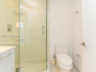 Propiedad en alquiler con 2 habitaciones y 2 baños en Miami