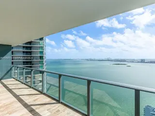 Propiedad en alquiler con 2 habitaciones y 2 baños en Miami