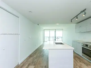 Propiedad en alquiler con 2 habitaciones y 2 baños en Miami