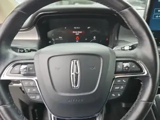 Lincoln Nautilus 2023 AWD Reserve 4dr SUV