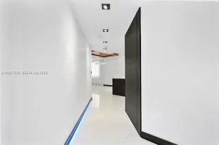 Propiedad en alquiler con 2 habitaciones y 2 baños en Miami