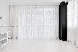 Propiedad en alquiler con 2 habitaciones y 2 baños en Miami
