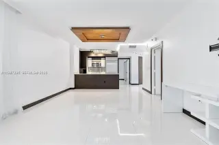Propiedad en alquiler con 2 habitaciones y 2 baños en Miami