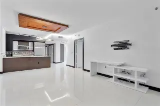 Propiedad en alquiler con 2 habitaciones y 2 baños en Miami