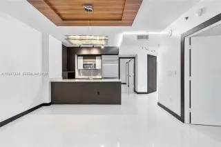 Propiedad en alquiler con 2 habitaciones y 2 baños en Miami