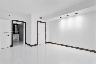 Propiedad en alquiler con 2 habitaciones y 2 baños en Miami