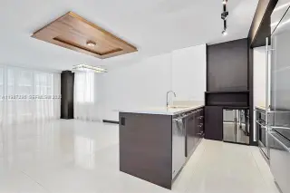 Propiedad en alquiler con 2 habitaciones y 2 baños en Miami