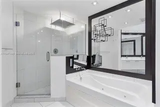 Propiedad en alquiler con 2 habitaciones y 2 baños en Miami