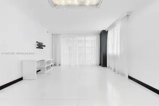 Propiedad en alquiler con 2 habitaciones y 2 baños en Miami