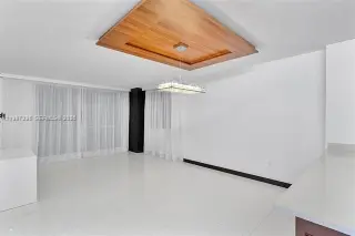 Propiedad en alquiler con 2 habitaciones y 2 baños en Miami
