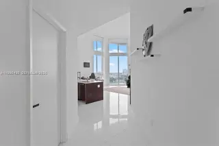 Propiedad en alquiler con 2 habitaciones y 2.5 baños en Miami