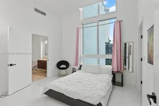 Propiedad en alquiler con 2 habitaciones y 2.5 baños en Miami