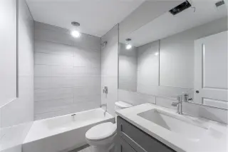 Propiedad en alquiler con 3 habitaciones y 2 baños en Chicago