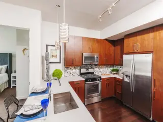 Propiedad en alquiler con 0 habitaciones y 1 baño en Austin