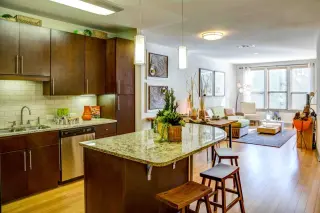 Propiedad en alquiler con 0 habitaciones y 1 baño en Austin