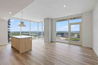 Propiedad en alquiler con 0 habitaciones y 1 baño en Austin