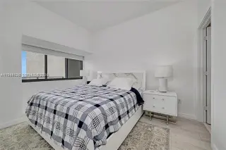 Propiedad en alquiler con 2 habitaciones y 3 baños en Miami