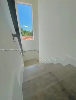 Propiedad en alquiler con 3 habitaciones y 3.5 baños en Miami