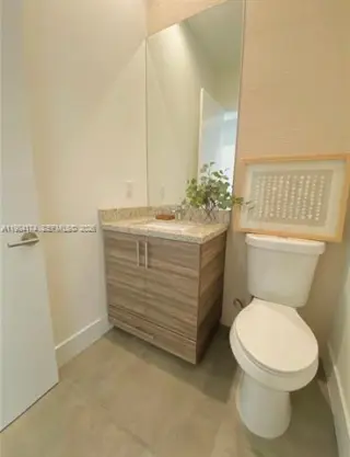Propiedad en alquiler con 3 habitaciones y 3.5 baños en Miami
