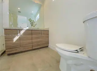 Propiedad en alquiler con 3 habitaciones y 3.5 baños en Miami