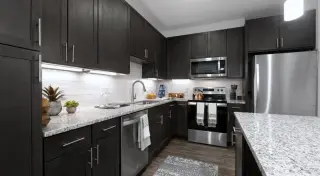 Propiedad en alquiler con 0 habitaciones y 1 baño en Austin